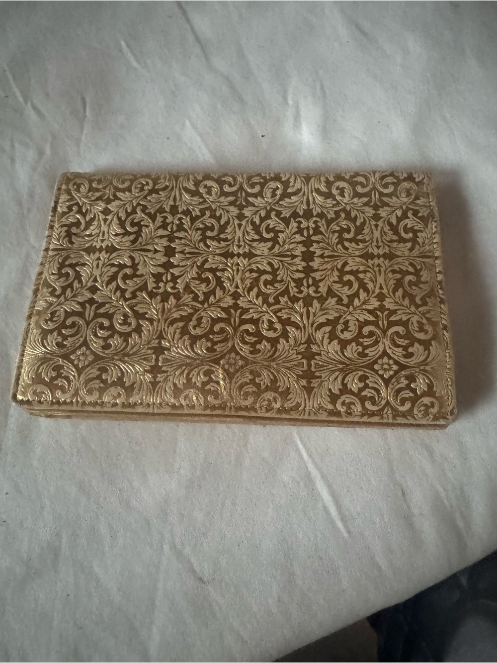 Vintage Gold Embossed Floral Clutch Wallet - Women's Accessory